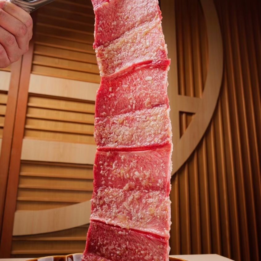 焼肉百名店2025受賞記念コース